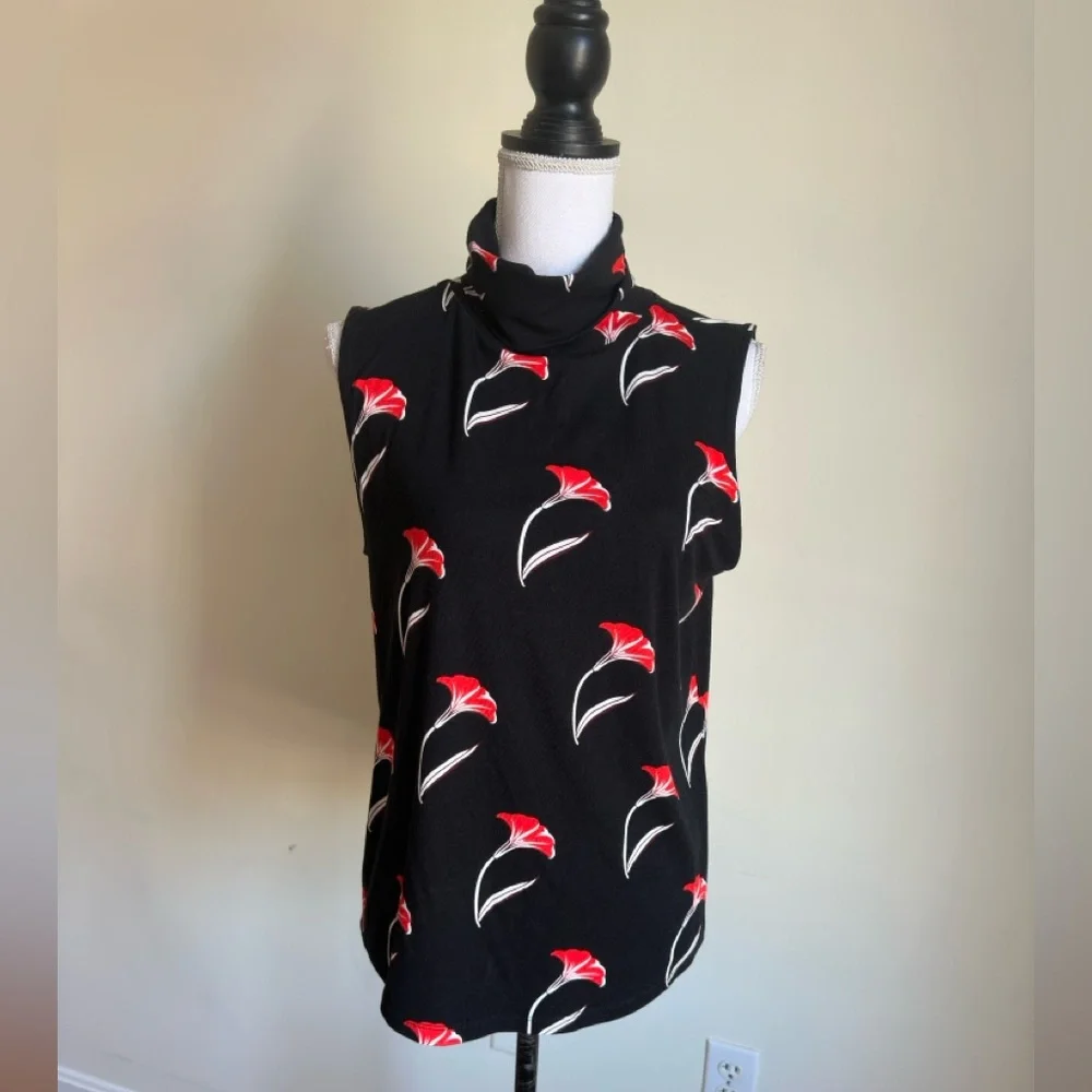 Ann Taylor || woman’s sleeveless woman’s floral blouse Sz Large